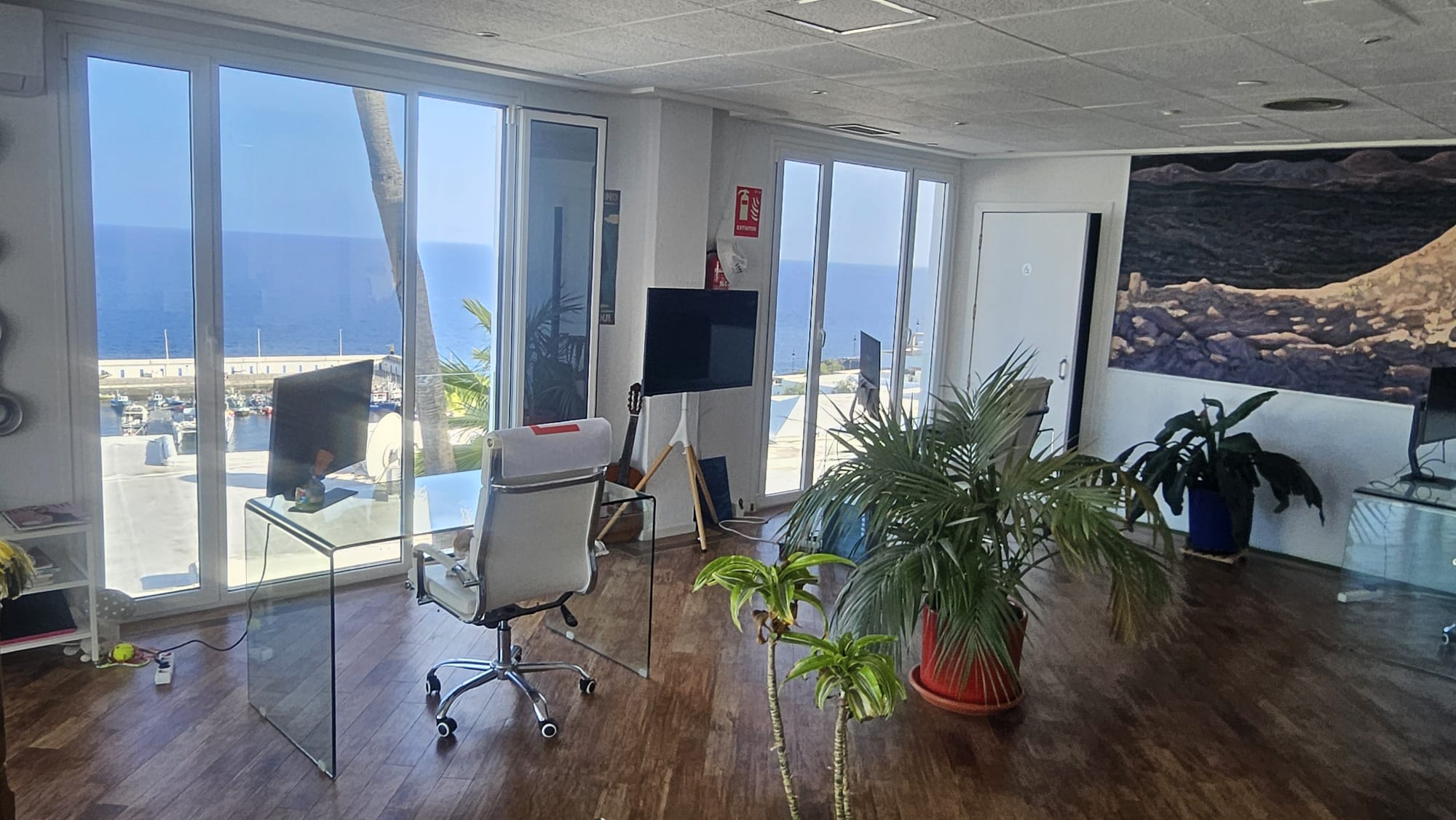 Area0 workstations with Atlantic views