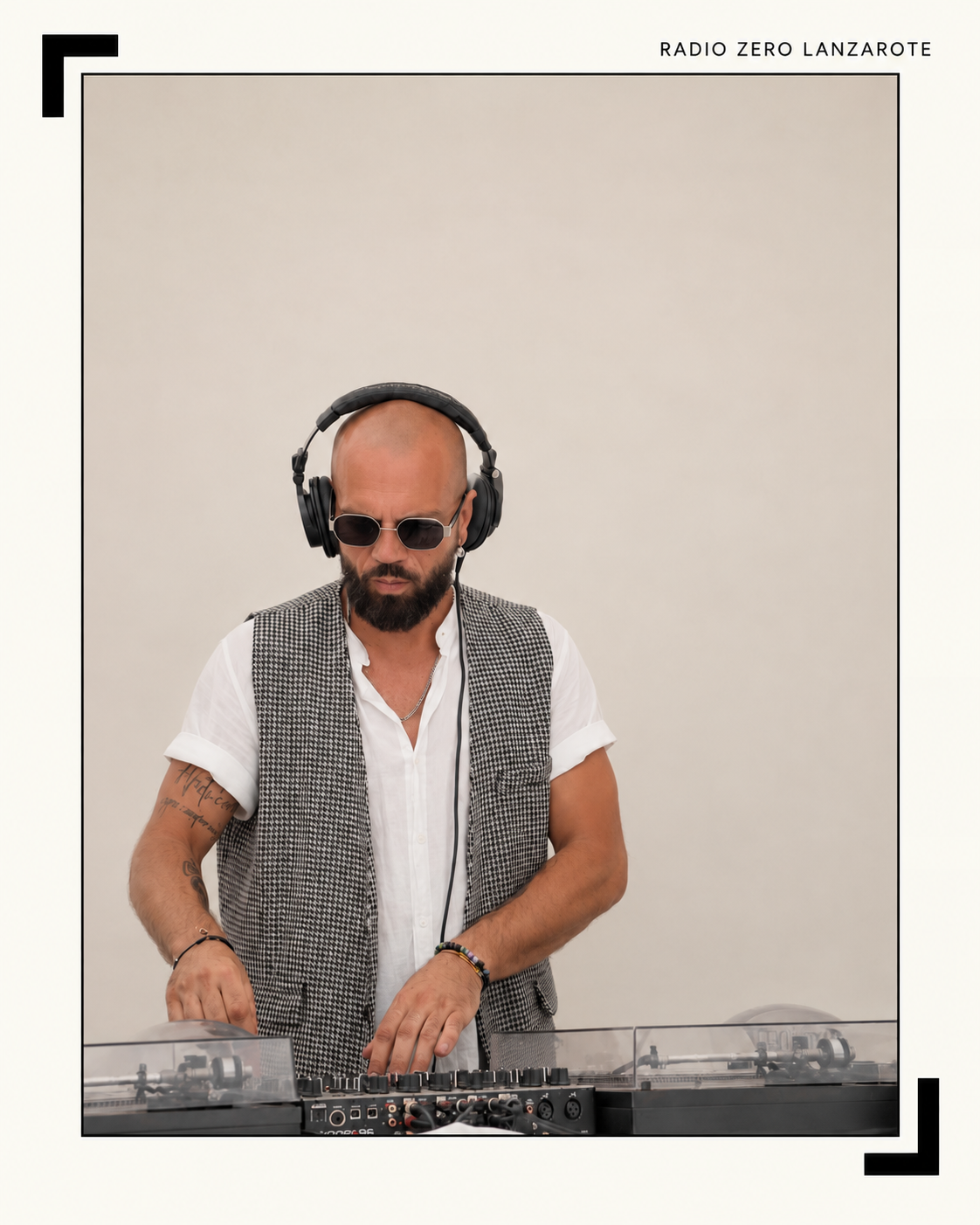 Radio Zero Lanzarote portrait 03