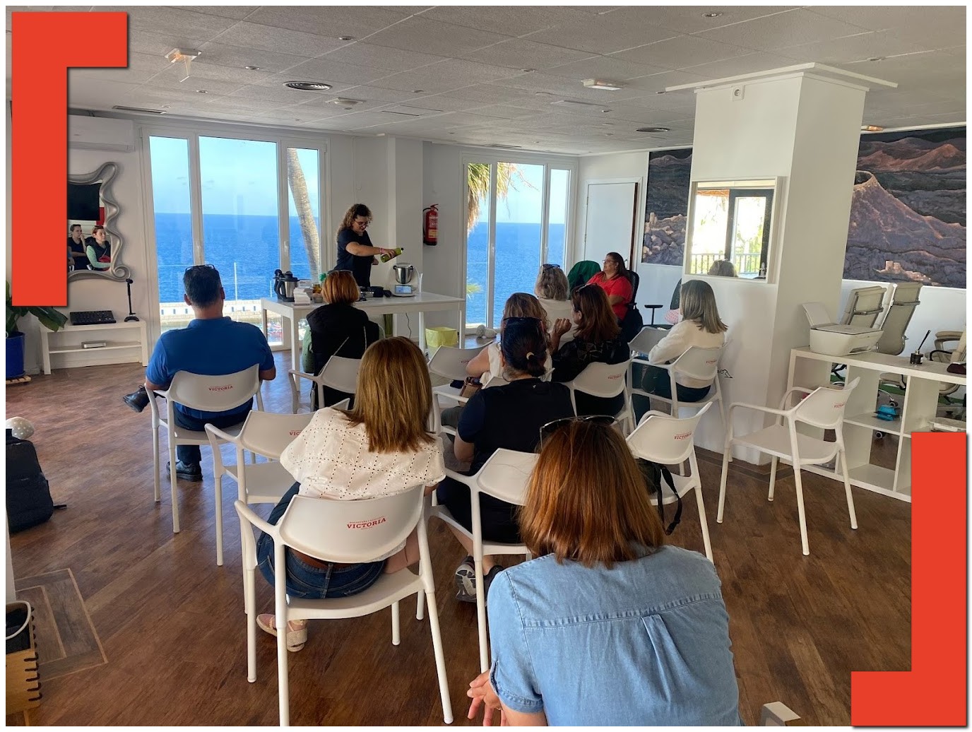 Business presentations at Area0